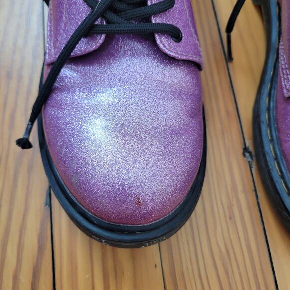 DR MARTENS JUNIOR 1460 GLITTER LACE UP BOOTS - Picture 3 of 10